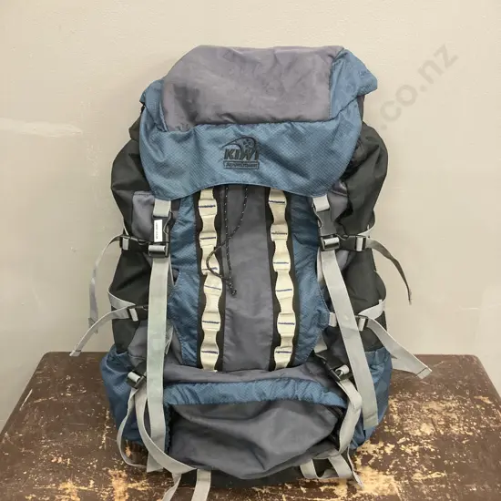Kiwi Adventure Reload60 Backpack With Rain Cover